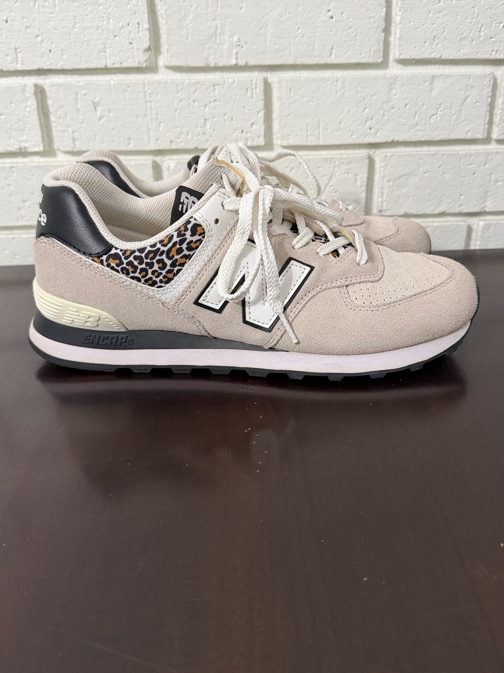 New Balance 574 Leopard Print Sneakers Women’s Size 11 WL574AY2 EUC
